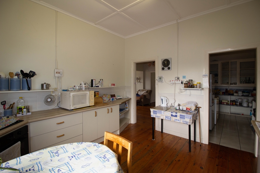 4 Bedroom Property for Sale in Gansbaai Central Western Cape